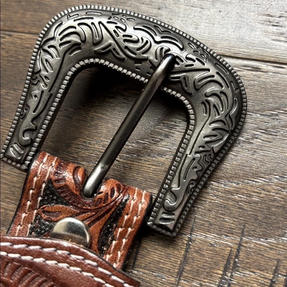 Ridge Mountain Genuine tooled leather,double stitch,antique silver buckle Wester